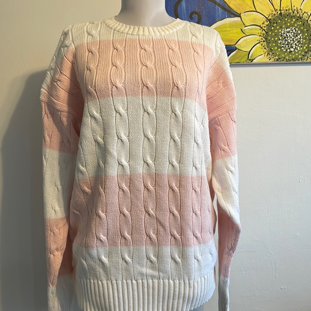 Tommy Hilfiger-cable knit 100% cotton sweater-vintage perfect condition 😃